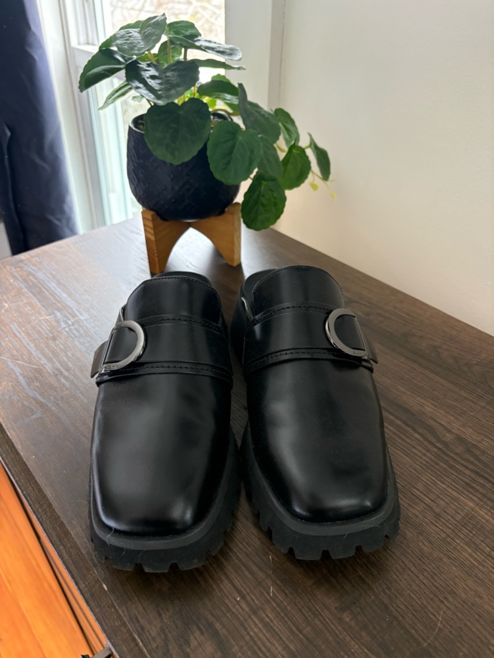 Clarks Black Leather Buckle Mule - Picture 6 of 6
